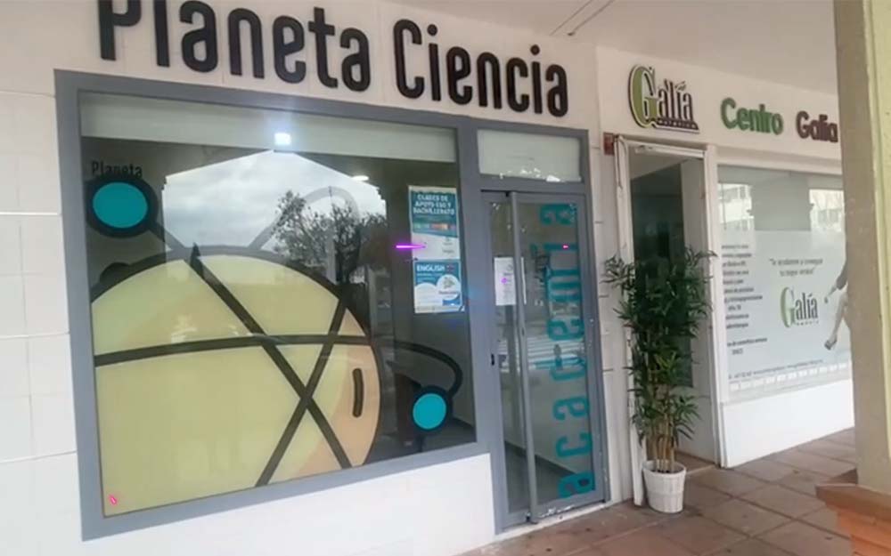 Academia Planeta Ciencia. Ciencias con metologia propia. Granada