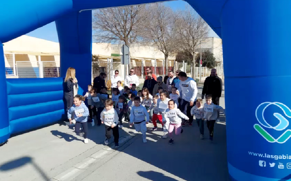 CEIP El Torreón. Corazones solidarios. Las Gabias
