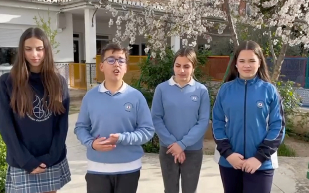 Colegio Sagrado Corazón. Conectando Generaciones, Emociones, Tecnología y Salud. Maracena 