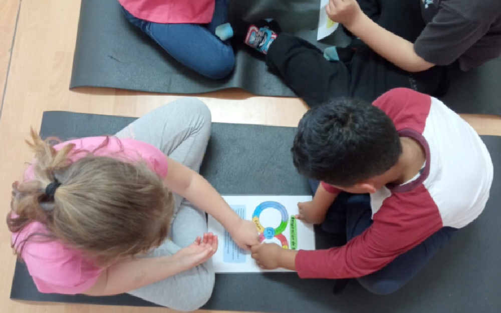 CEIP Buenos Aires. Alumnos atentos, alumnos contentos. Pinto